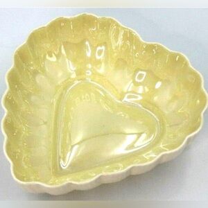Irish Belleek Sweet Heart Shaped Candy Dish, Lustre Yellow 5th Mark Green 4.5"